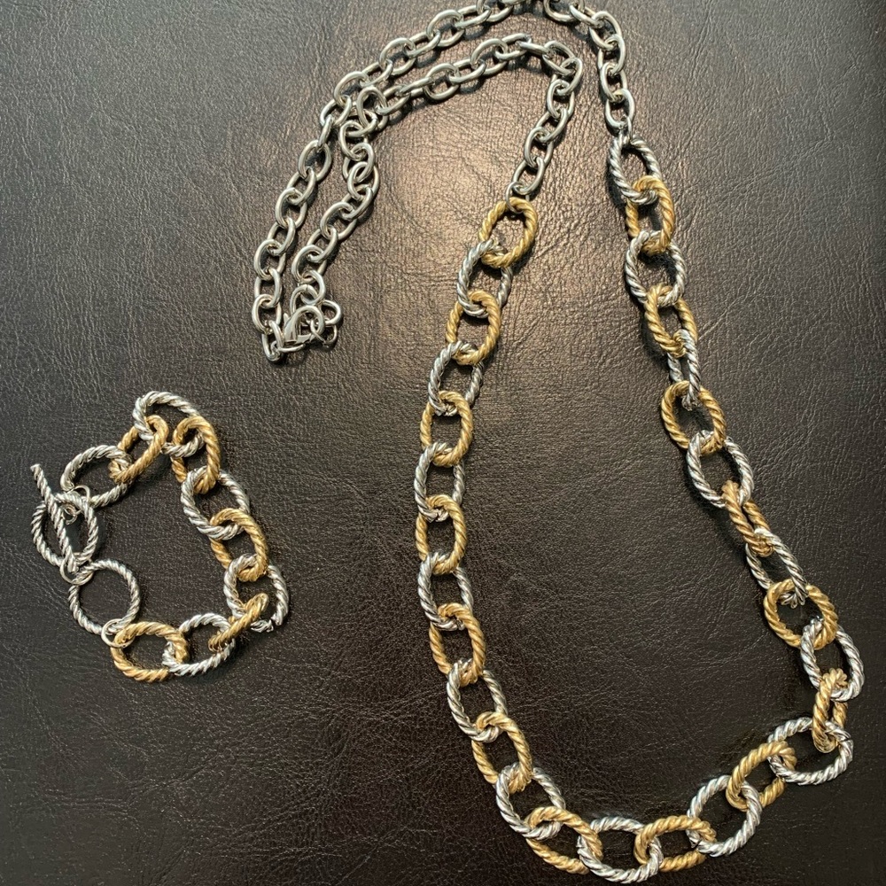 Two-tone necklace and bracelet set, goldtone and silvertone links
